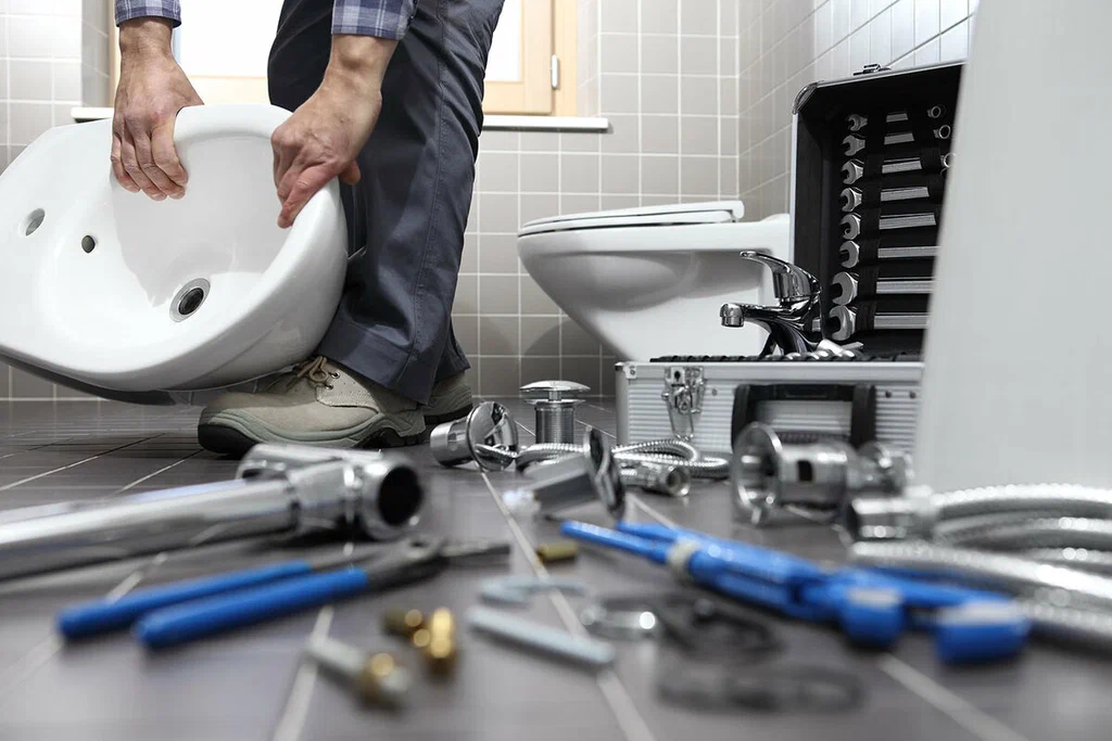 Plumbing tools prepared for a bathroom repair in Fort Myers